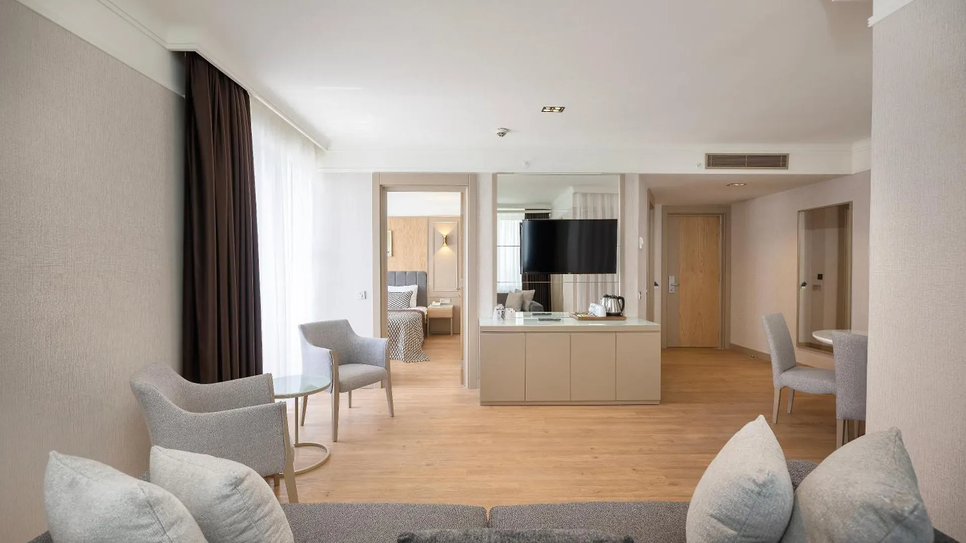 *****  Porto Bello Hotel Resort & Spa Antalya Törökország