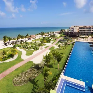 Royalton Riviera Cancun, An Autograph Collection & Casino (adults Only) 5*, Puerto Morelos Mexiko